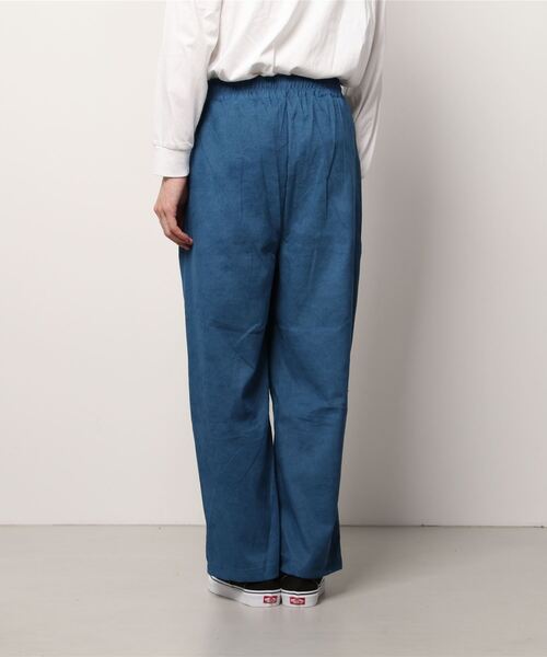 CORPUS TOKYO(コーパス トーキョー)の「Lazy Tokyo ワイドイージーコーデュロイパンツ(その他パンツ・メンズ・ブルー/カーキ/ベージュ/ブラック・3/4/2/1)」の9枚目の写真