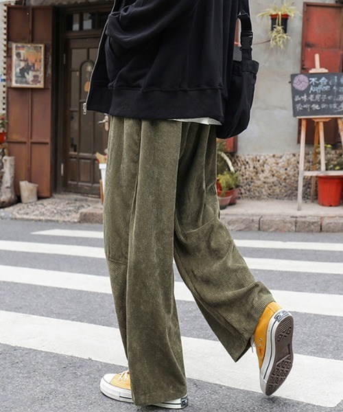 CORPUS TOKYO(コーパス トーキョー)の「Lazy Tokyo ワイドイージーコーデュロイパンツ(その他パンツ・メンズ・ブルー/カーキ/ベージュ/ブラック・3/4/2/1)」の3枚目の写真