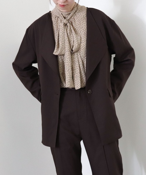 archives（アルシーヴ）の「【setupにも】ワンボタンノーカラージャケット（テーラードジャケット・レディース・チャコールグレー/ブラウン/ベージュ/カーキ・MEDIUM）」の16枚目の写真
