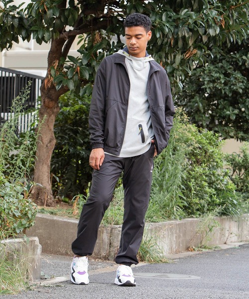 le coq sportif（ルコックスポルティフ）の「ソロテックスウインド