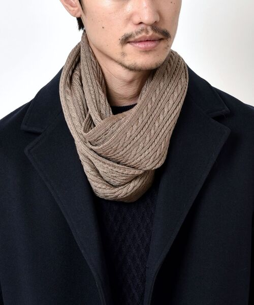 SHIPS（シップス）の「SHIPS: アランニット スヌード（ネックウォーマー/スヌード・メンズ・ブラック/ベージュ/グリーン/グレー・ONE SIZE）」の19枚目の写真