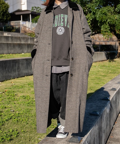 kutir(クティール)の「襟配色ステンカラーコート(ステンカラーコート・レディース・ブラック/ブラウン/グレー・SMALL/MEDIUM)」の3枚目の写真