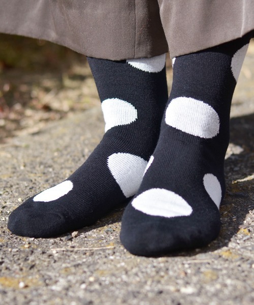 Fun & Daily（ファンアンドデイリー）の「F&D : ラージドットカラーソックス（ソックス/靴下・レディース・ホワイト/チャコールグレー/ブラック/ネイビー/ブラウン/ブルー/マスタード/ワインレッド/グレー・FREE）」の11枚目の写真
