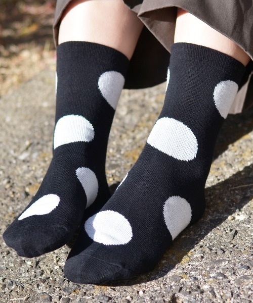 Fun & Daily（ファンアンドデイリー）の「F&D : ラージドットカラーソックス（ソックス/靴下・レディース・ホワイト/チャコールグレー/ブラック/ネイビー/ブラウン/ブルー/マスタード/ワインレッド/グレー・FREE）」の10枚目の写真