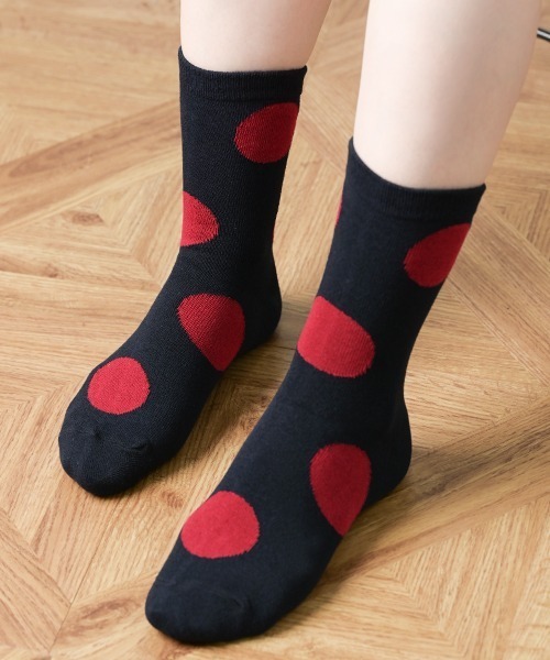 Fun & Daily（ファンアンドデイリー）の「F&D : ラージドットカラーソックス（ソックス/靴下・レディース・ホワイト/チャコールグレー/ブラック/ネイビー/ブラウン/ブルー/マスタード/ワインレッド/グレー・FREE）」の19枚目の写真