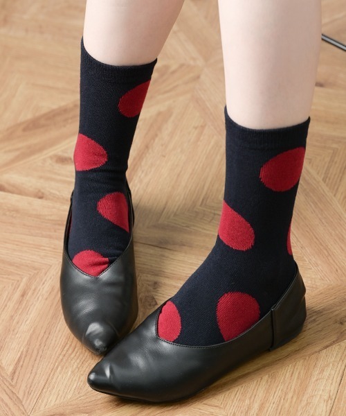 Fun & Daily（ファンアンドデイリー）の「F&D : ラージドットカラーソックス（ソックス/靴下・レディース・ホワイト/チャコールグレー/ブラック/ネイビー/ブラウン/ブルー/マスタード/ワインレッド/グレー・FREE）」の18枚目の写真