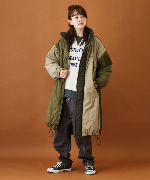 CUBE SUGAR(キューブシュガー)の「ヘリンボーン裏毛フロッキープリントロゴトレーナー(スウェット・レディース・グレー/カーキ/マルチ/ナチュラル・M)」の22枚目の写真