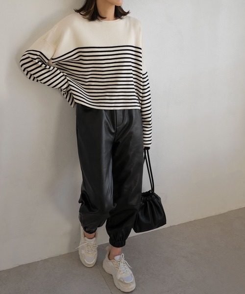 ＡＮＤＪ（アンドジェイ）の「【ANDJ MADE】フェイクレザージョガーパンツ（その他パンツ・レディース・ブラック・M）」の15枚目の写真