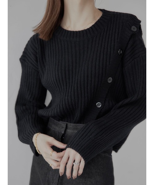 amel（エイメル）の「shoulder button knit / black（ニット/セーター・レディース・ブラック・FREE）」の9枚目の写真