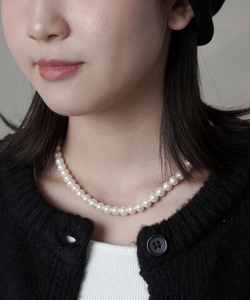 SPINNS(スピンズ)の「35cm 0.8mmパールネックレス(ネックレス・レディース・ホワイト・ONESIZE)」の4枚目の写真