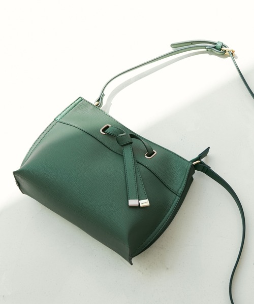 VIS(ビス)の「【新色追加】フロントタイミニショルダーバッグ(ショルダーバッグ・レディース・ブラック/ホワイト/サックスブルー/ベージュ系その他/ダークグリーン・FREE)」の4枚目の写真