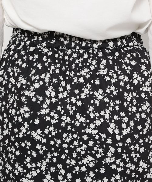 LOWRYS FARM（ローリーズファーム）の「ハナガラキリカエフレアスカート　268522（スカート・レディース・ブラック/ブラウン/アイボリー・FREE）」の11枚目の写真