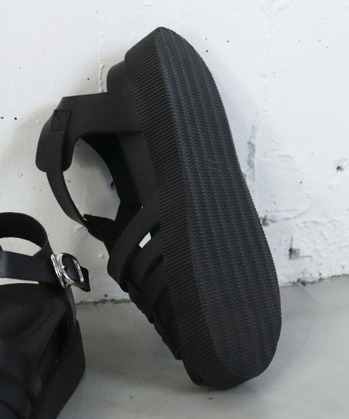 tiptop（ティップトップ）の「グルカサンダル（サンダル・レディース・ブラック/アイボリー・M/L）」の19枚目の写真