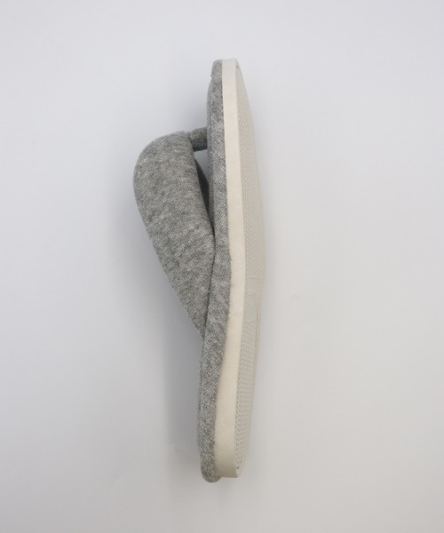 Monocoro toppi（モノコロトッピ）の「パイル トング ルームサンダル（サンダル・レディース・ベージュ/ネイビー/グレー・フリー）」の20枚目の写真