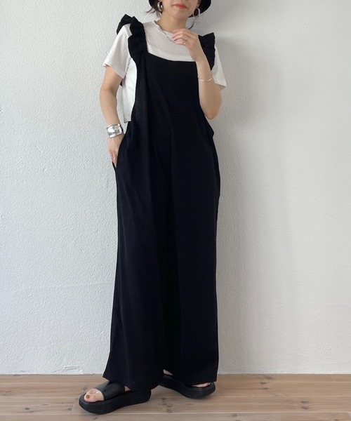 wee9s（ウィークス）の「relax frill salopette / ポケット付き
