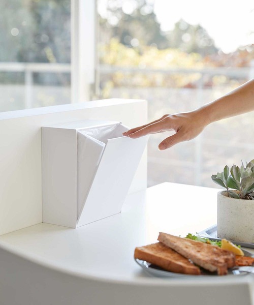 tower(タワー)の「tower(タワー)マグネットダストBOX&収納(ダストボックス・レディース・ホワイト/ブラック・ONE SIZE)」の11枚目の写真