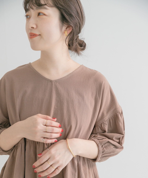 ITEMS URBANRESEARCH（アイテムズ アーバンリサーチ）の「ドライコットンギャザーブラウス（シャツ/ブラウス・レディース・ネイビー/ブラウン/ベージュ・FREE）」の22枚目の写真