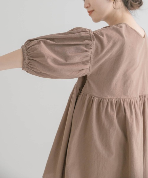 ITEMS URBANRESEARCH（アイテムズ アーバンリサーチ）の「ドライコットンギャザーブラウス（シャツ/ブラウス・レディース・ネイビー/ブラウン/ベージュ・FREE）」の19枚目の写真