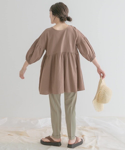ITEMS URBANRESEARCH（アイテムズ アーバンリサーチ）の「ドライコットンギャザーブラウス（シャツ/ブラウス・レディース・ネイビー/ブラウン/ベージュ・FREE）」の15枚目の写真