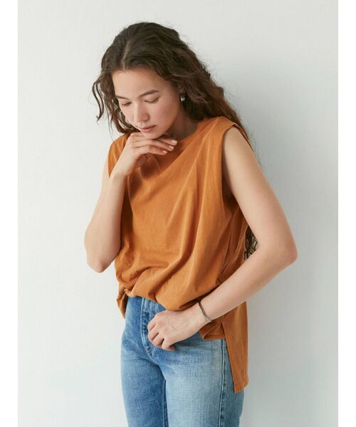 Ungrid（アングリッド）の「ウォッシュカラータンクトップ（タンクトップ・レディース・オフホワイト/チャコールグレー/オレンジ/ブルー/ブラウン・FREE）」の12枚目の写真