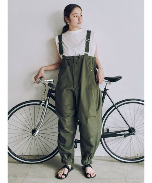 Ungrid（アングリッド）の「ウォッシュカラータンクトップ（タンクトップ・レディース・オフホワイト/チャコールグレー/オレンジ/ブルー/ブラウン・FREE）」の17枚目の写真