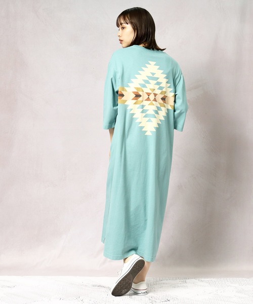 PENDLETON(ペンドルトン)の「【 PENDLETON / ペンドルトン 】バック プリント Tシャツ ワンピース 2275-8106 MNY(ワンピース・レディース・ホワイト/ライトグレー/グリーン系その他/ベージュ/ブラック系その他・FREE)」の5枚目の写真