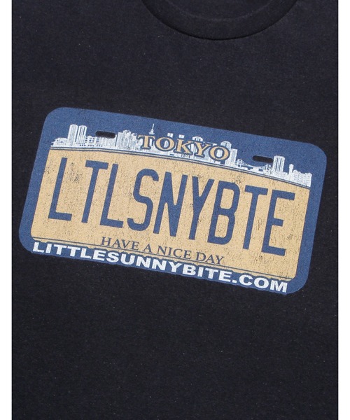 Little sunny bite（リトルサニーバイト）の「shana sadeghi-ray x little sunny bite LSB number plate big tee（Tシャツ/カットソー・レディース・ホワイト/ブラック/オレンジ・SMALL/MEDIUM）」の19枚目の写真