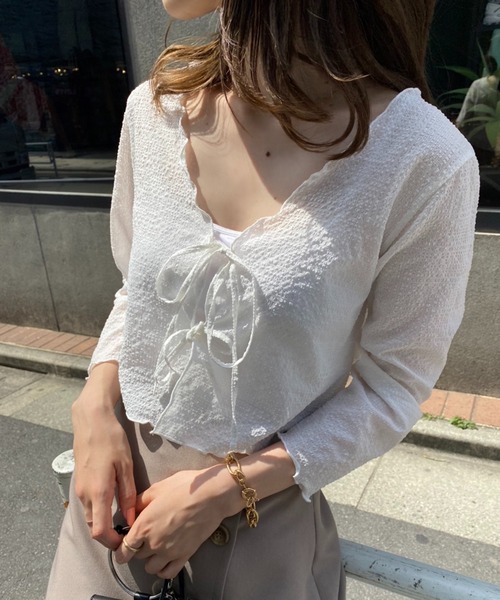 one after another NICE CLAUP（ワンアフターアナザーナイスクラップ）の「シアーショート羽織（Tシャツ/カットソー・レディース・オフホワイト/ブラック/ライトグリーン/イエロー・FREE）」の5枚目の写真