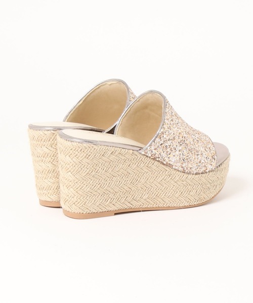 apres jour（アプレジュール）の「きらきら厚底サンダル【ZOZOTOWN限定アイテム】（サンダル・レディース・シルバー/ゴールド・LARGE/SMALL/MEDIUM/X-LARGE）」の10枚目の写真