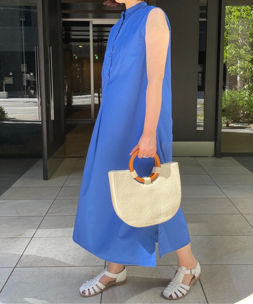 StyleSea(スタイルシー)の「フロントヨーク切り替えノースリーブワンピース(ワンピース・レディース・ブラック/イエロー/ブルー・MEDIUM)」の15枚目の写真