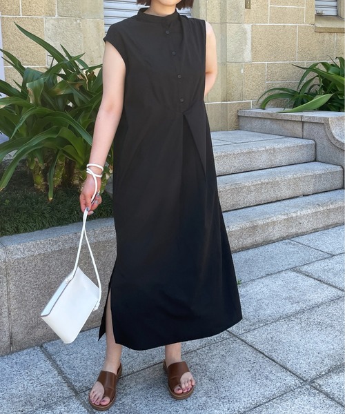 StyleSea(スタイルシー)の「フロントヨーク切り替えノースリーブワンピース(ワンピース・レディース・ブラック/イエロー/ブルー・MEDIUM)」の12枚目の写真