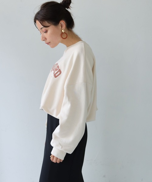 HER CLOSET(ハークローゼット)の「【shemoshelly】WEB限定 裏毛”STANDARD”カレッジロゴプリントスウェット(Tシャツ/カットソー・レディース・チャコールグレー/ブラック/グリーン/ヘザーグレー/ホワイト系その他・M)」の8枚目の写真