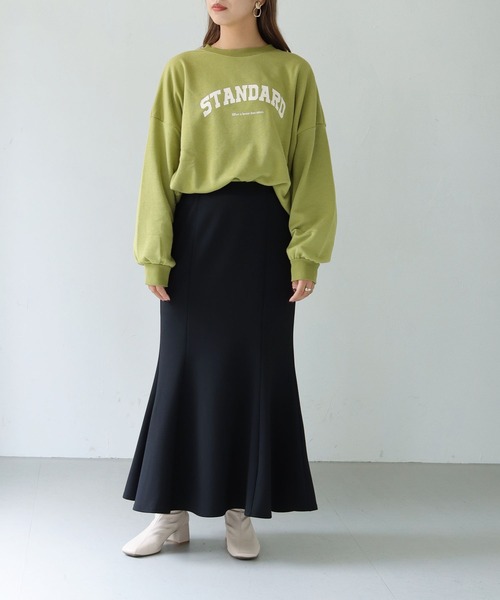 HER CLOSET(ハークローゼット)の「【shemoshelly】WEB限定 裏毛”STANDARD”カレッジロゴプリントスウェット(Tシャツ/カットソー・レディース・チャコールグレー/ブラック/グリーン/ヘザーグレー/ホワイト系その他・M)」の21枚目の写真