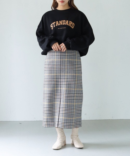HER CLOSET(ハークローゼット)の「【shemoshelly】WEB限定 裏毛”STANDARD”カレッジロゴプリントスウェット(Tシャツ/カットソー・レディース・チャコールグレー/ブラック/グリーン/ヘザーグレー/ホワイト系その他・M)」の13枚目の写真
