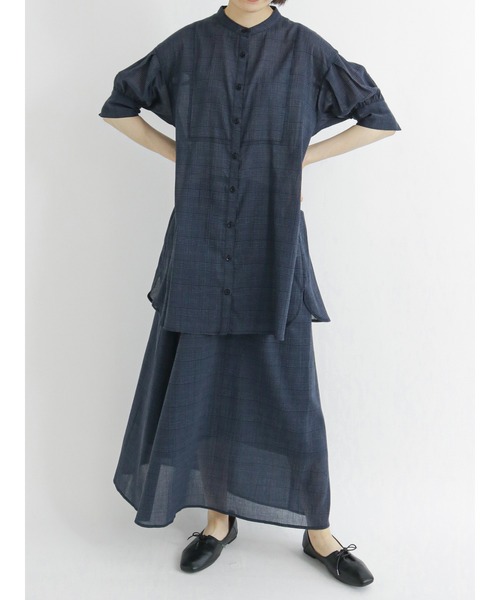 Samansa Mos2 blue(サマンサモスモスブルー)の「グレンチェックブラウス(シャツ/ブラウス・レディース・ネイビー/ブラウン/グレー・フリ-)」の15枚目の写真