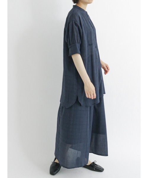 Samansa Mos2 blue(サマンサモスモスブルー)の「グレンチェックブラウス(シャツ/ブラウス・レディース・ネイビー/ブラウン/グレー・フリ-)」の16枚目の写真