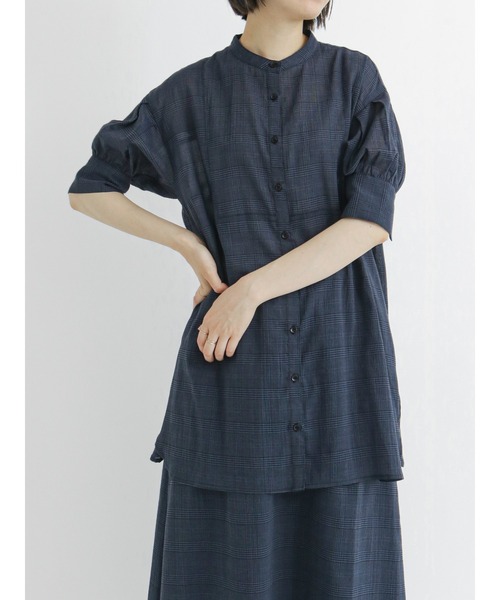 Samansa Mos2 blue(サマンサモスモスブルー)の「グレンチェックブラウス(シャツ/ブラウス・レディース・ネイビー/ブラウン/グレー・フリ-)」の17枚目の写真