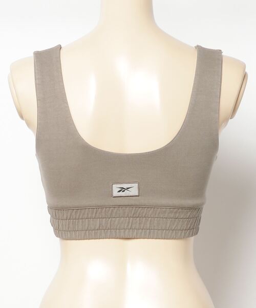 Reebok（リーボック）の「クラシックス ナチュラル ダイ フィッティド ブラ / Classics Natural Dye Fitted Bra（スポーツブラ・レディース・グレー系その他/グレー・MEDIUM/LARGE/X-LARGE/SMALL）」の8枚目の写真
