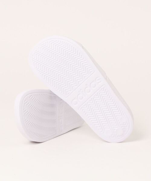 adidas(アディダス)の「《adidas》アディレッタSHOWERU(サンダル・メンズ・ホワイト×ブラック/ブルー系その他/グレー/ホワイト×グリーン・26.5cm/23.5cm/24.5cm/25.5cm/22.5cm/27.5cm/28.5cm)」の5枚目の写真