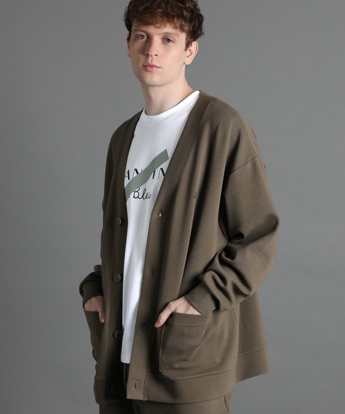 LANVIN en Bleu（ランバンオンブルー）の「ドロップショルダー オーバーサイズ ポンチ素材 カーディガン（カーディガン/ボレロ・メンズ・ブラック/ブラウン・46/48/50/52）」の5枚目の写真