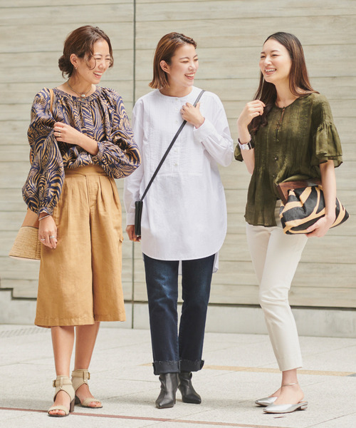 Banana Republic(バナナリパブリック)の「ラミーピンタック シャツ(シャツ/ブラウス・レディース・ブルー系その他/ホワイト/グリーン・S/L/XS/M)」の11枚目の写真