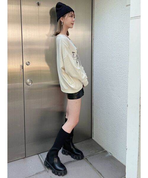 GYDA(ジェイダ)の「フェイクレザー レースアップショートパンツ(その他パンツ・レディース・ブラック/ブラウン・FREE)」の18枚目の写真