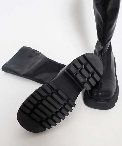 Crisp（クリスプ）の「チャンキーロングブーツ（ブーツ・レディース・ブラック/ベージュ・37/38）」の17枚目の写真