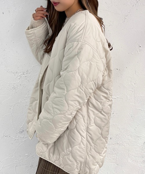 apres jour mignon(アプレジュールミニョン)の「リバーシブルキルティングブルゾン【ZOZOTOWN限定アイテム】(ブルゾン・レディース・ブラック/ライトベージュ/カーキ・フリー/X-LARGE)」の20枚目の写真
