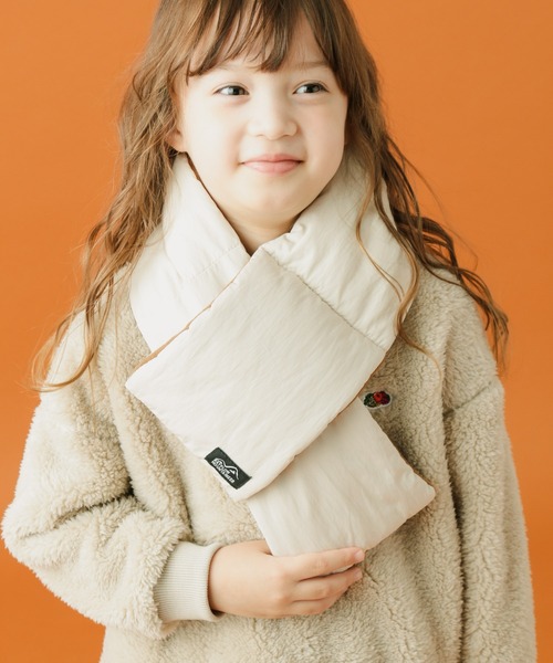 BAYFLOW（ベイフロー）の「[首元あったか]ナカワタマフラー（マフラー・キッズ・ブラック/グリーン/アイボリー・FREE）」の3枚目の写真