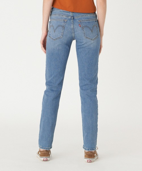 Levi's（リーバイス）の「Levi's/リーバイス PERFORMANCE WARM テーパードデニム（デニムパンツ・レディース・ライトインディゴブルー・24inch/25inch/23inch/28inch/27inch/26inch）」の5枚目の写真