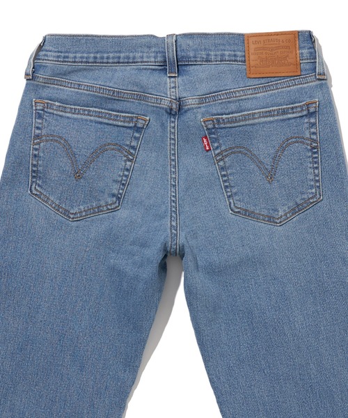Levi's（リーバイス）の「Levi's/リーバイス PERFORMANCE WARM テーパードデニム（デニムパンツ・レディース・ライトインディゴブルー・24inch/25inch/23inch/28inch/27inch/26inch）」の12枚目の写真