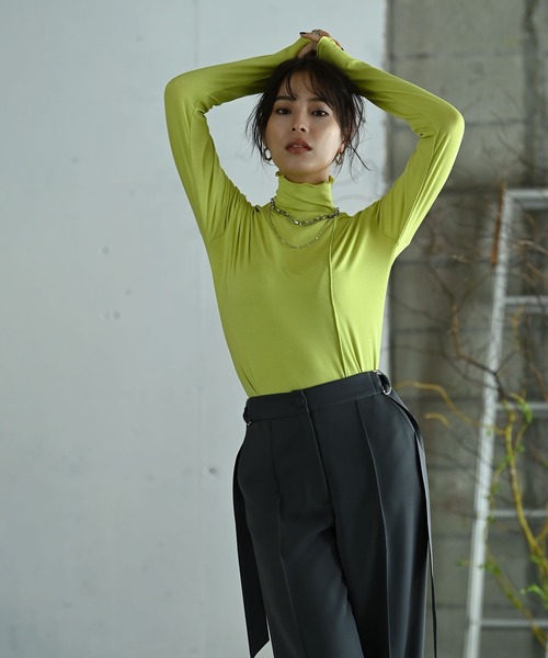 funda mine(ファンダマイン)の「fundamine しっとり柔らかデザインタートルネックトップス(Tシャツ/カットソー・レディース・ブラック/ライム/グリーン・FREE)」の10枚目の写真