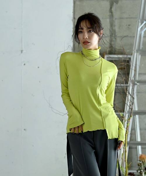 funda mine(ファンダマイン)の「fundamine しっとり柔らかデザインタートルネックトップス(Tシャツ/カットソー・レディース・ブラック/ライム/グリーン・FREE)」の13枚目の写真