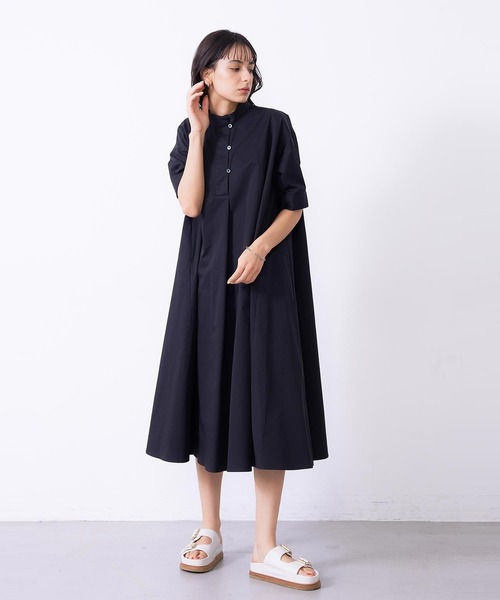 SILAS（サイラス）の「STAND COLLAR DRESS（ワンピース・レディース・ライトグリーン/ブラック/オリーブ・ONE SIZE）」の2枚目の写真